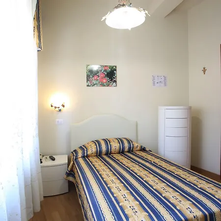 Otel Nuovo Savi 3*